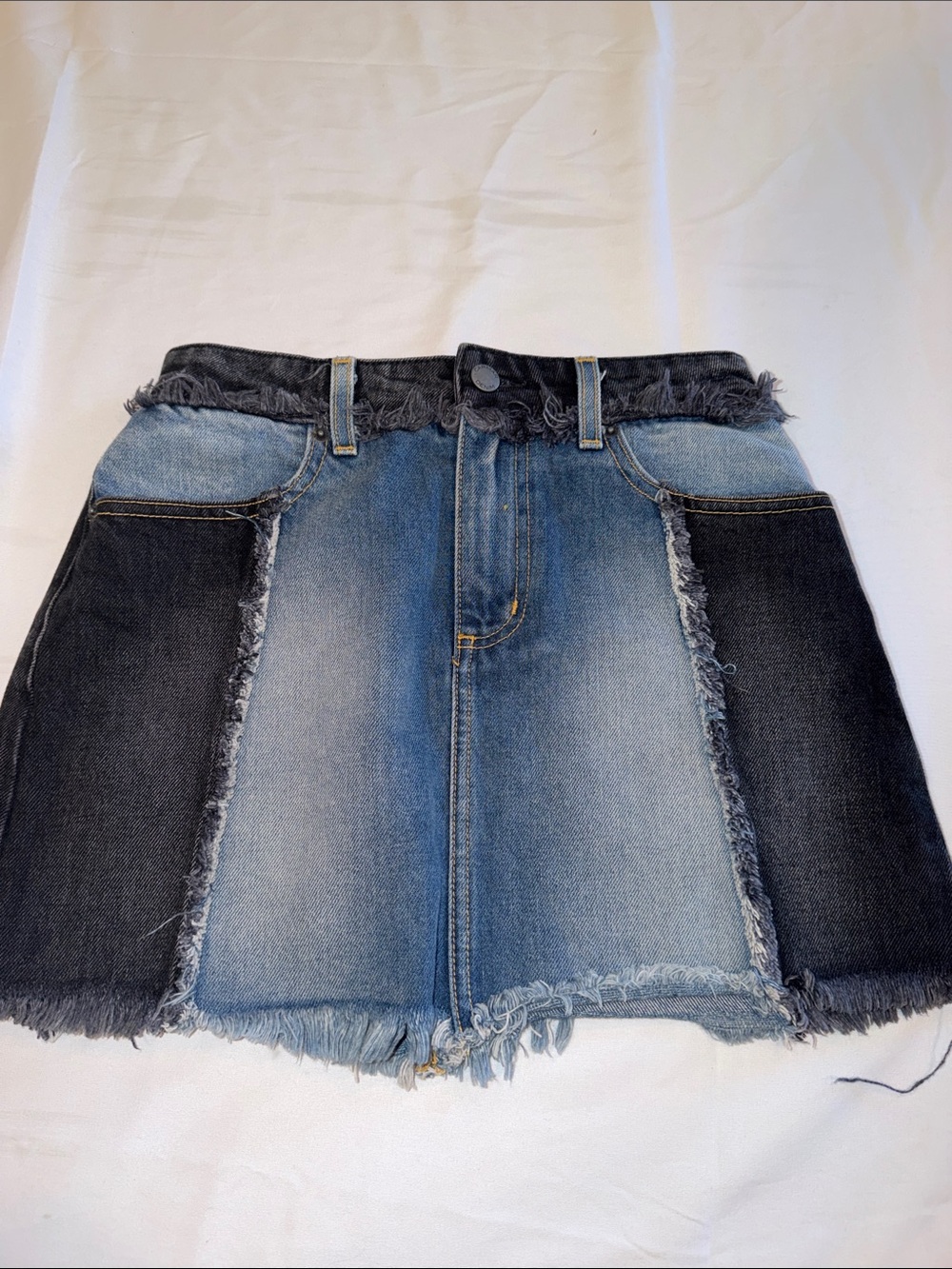 9B09202 CARMAR black and blue frilly denim shirt SZ 25